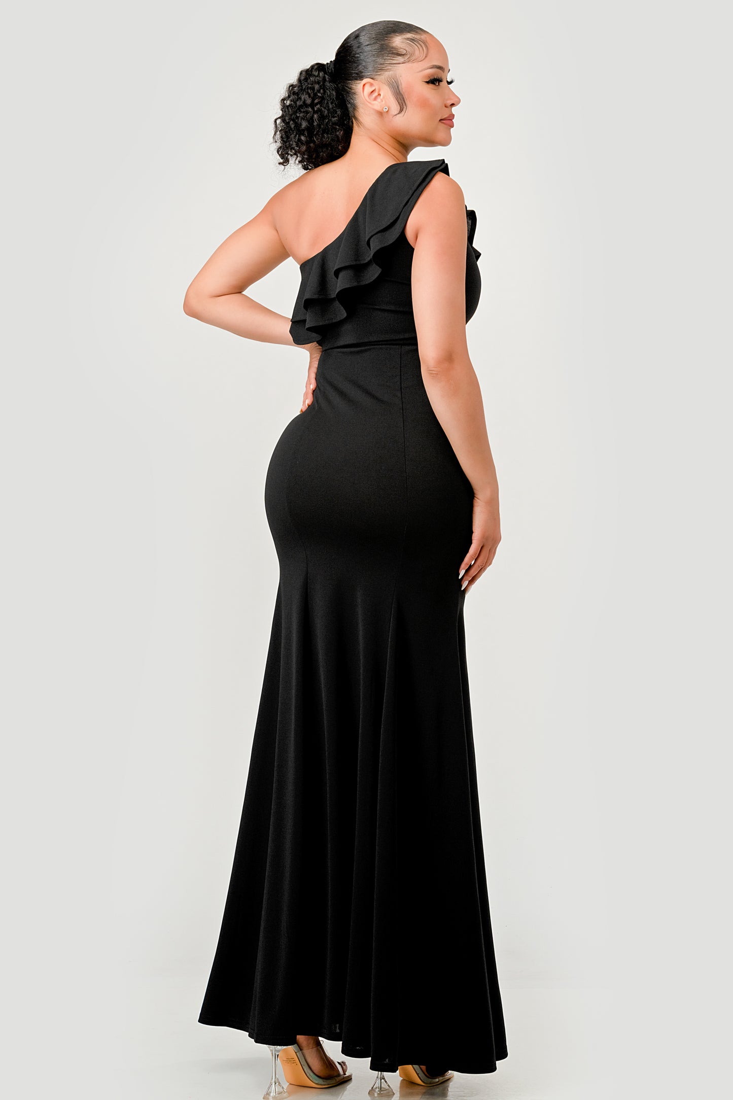 RUFFLED ONE SHOULDER FLOOR LENGTH MAXI DRESS