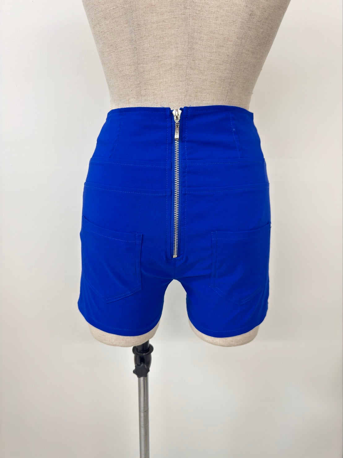 FRONT LACE UP HIGH WAISTED SHORTS