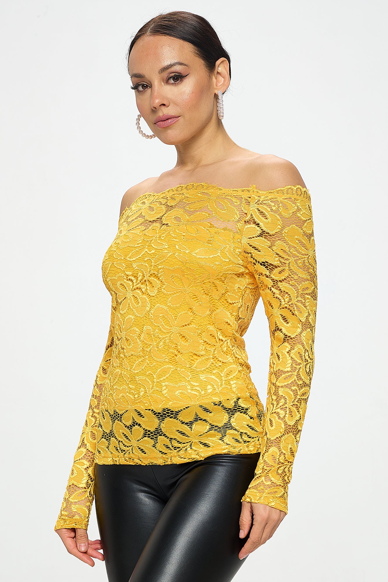 OFF SHOULDER LACE LONG SLEEVE TOP