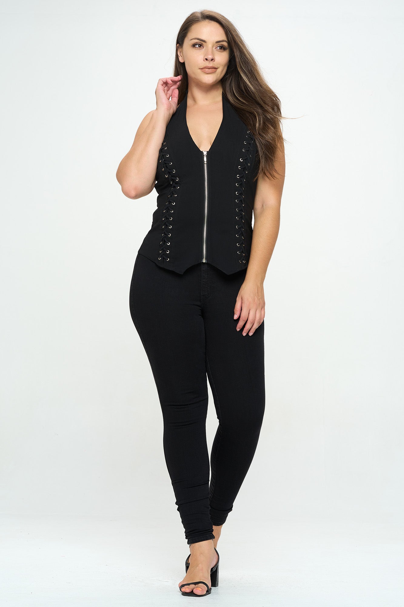 LACE UP DETAIL HALTER PLUS_D6838P
