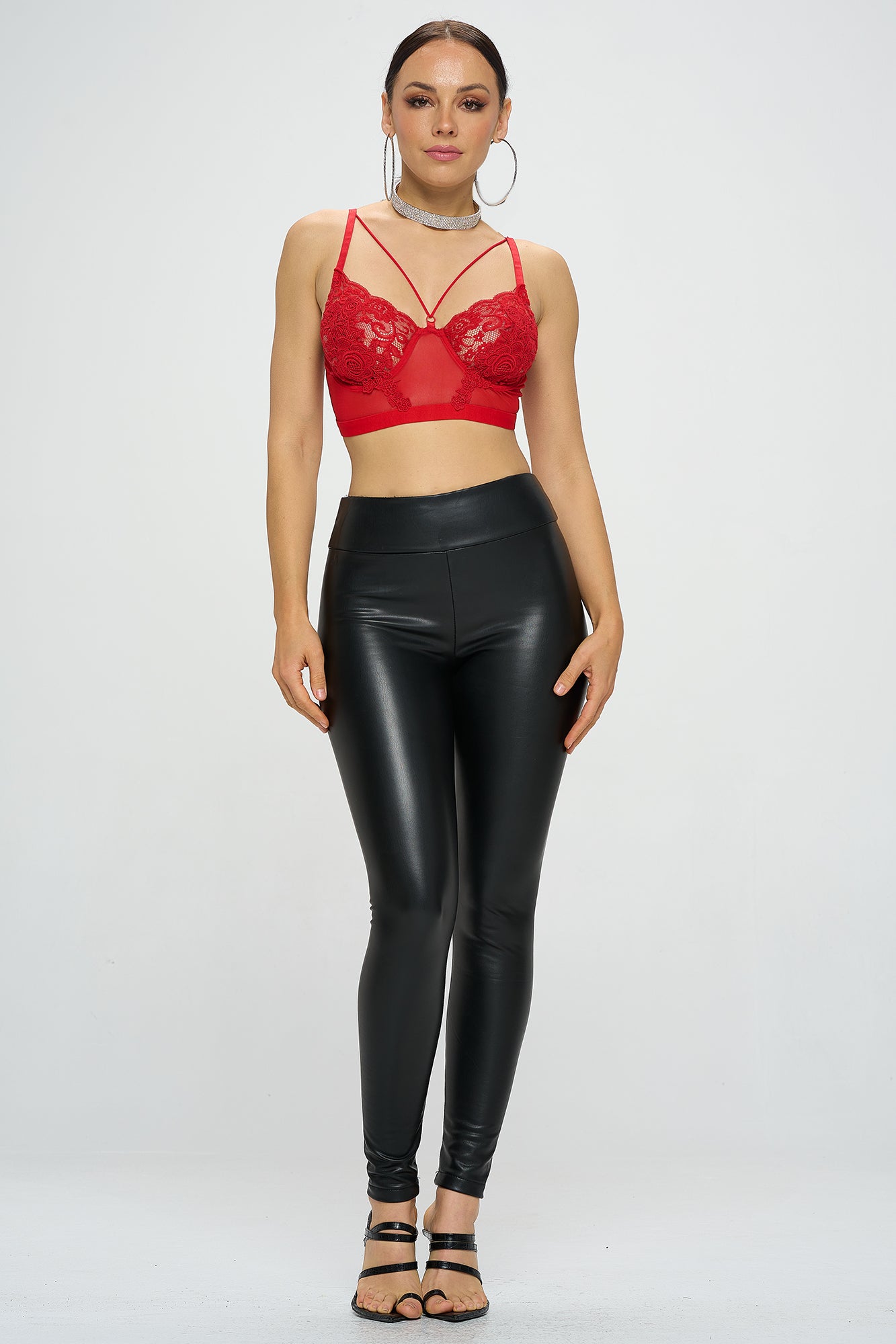LACE TRIANGLE FRONT RING BRALETTE