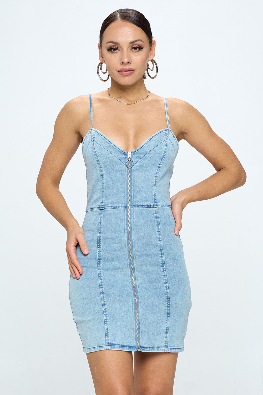 ZIPPER FRONT CLOSURE DENIM BODYCON DRESS OhYes Fashion ZIPPER FRONT CLOSURE DENIM BODYCON DRESS OhYes Fashion