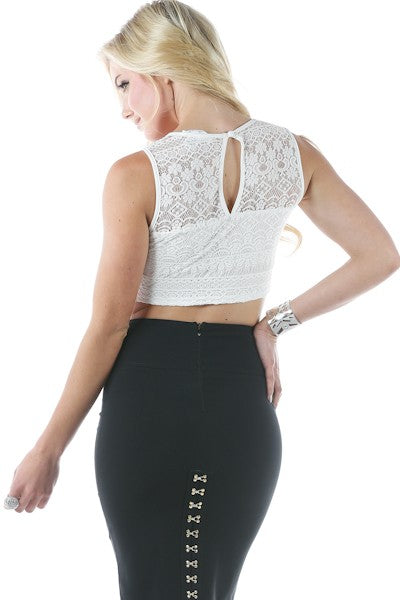 LACE CROP TOP