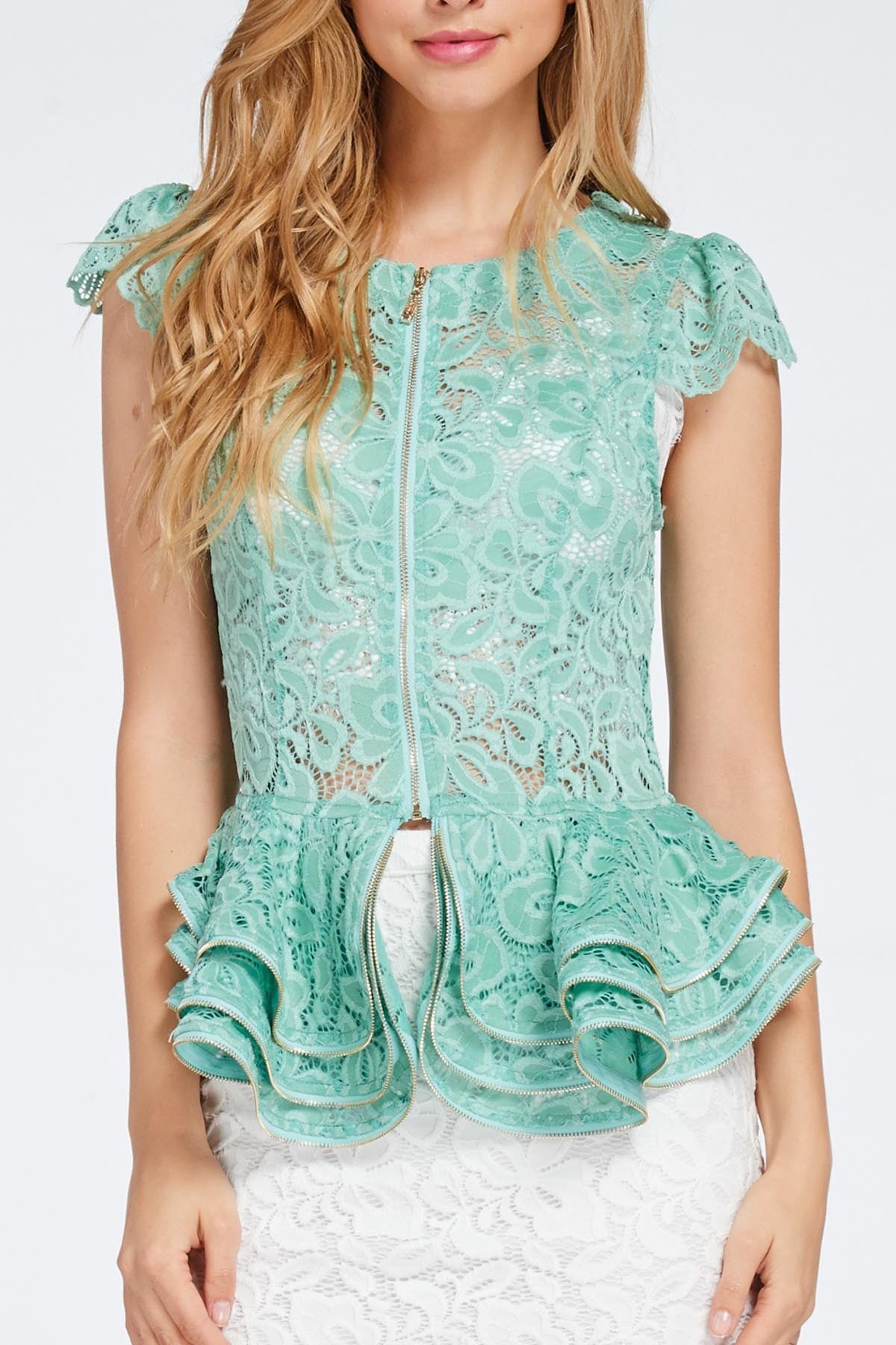 LAYERED PEPLUM LACE TOP