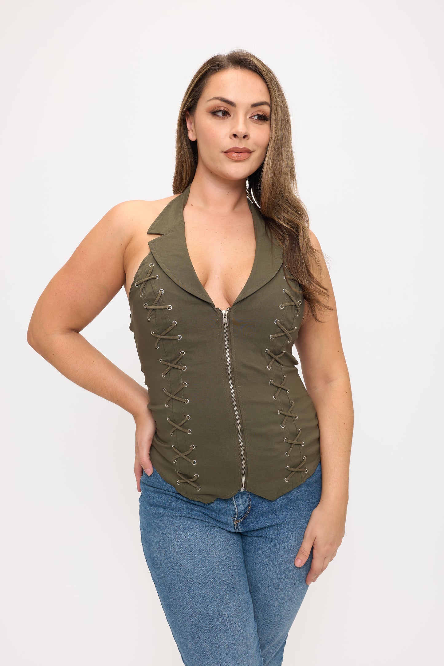 LACE UP COLLAR HALTER PLUS TOP