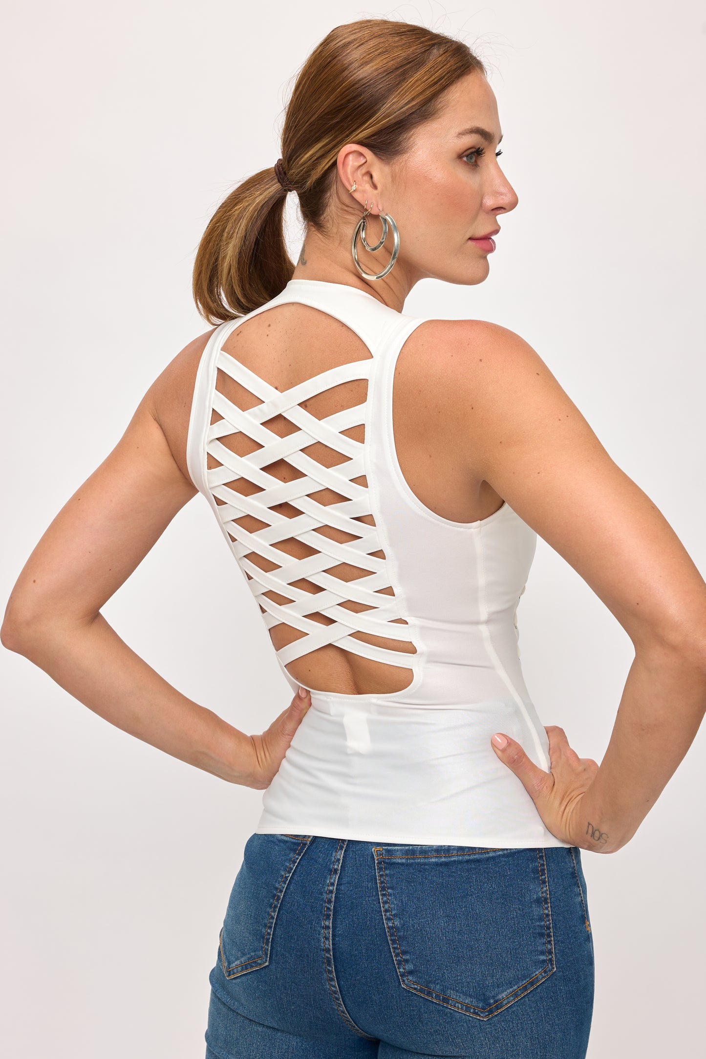 LACE-UP DETAIL ZIP UP SLEEVELESS TOP
