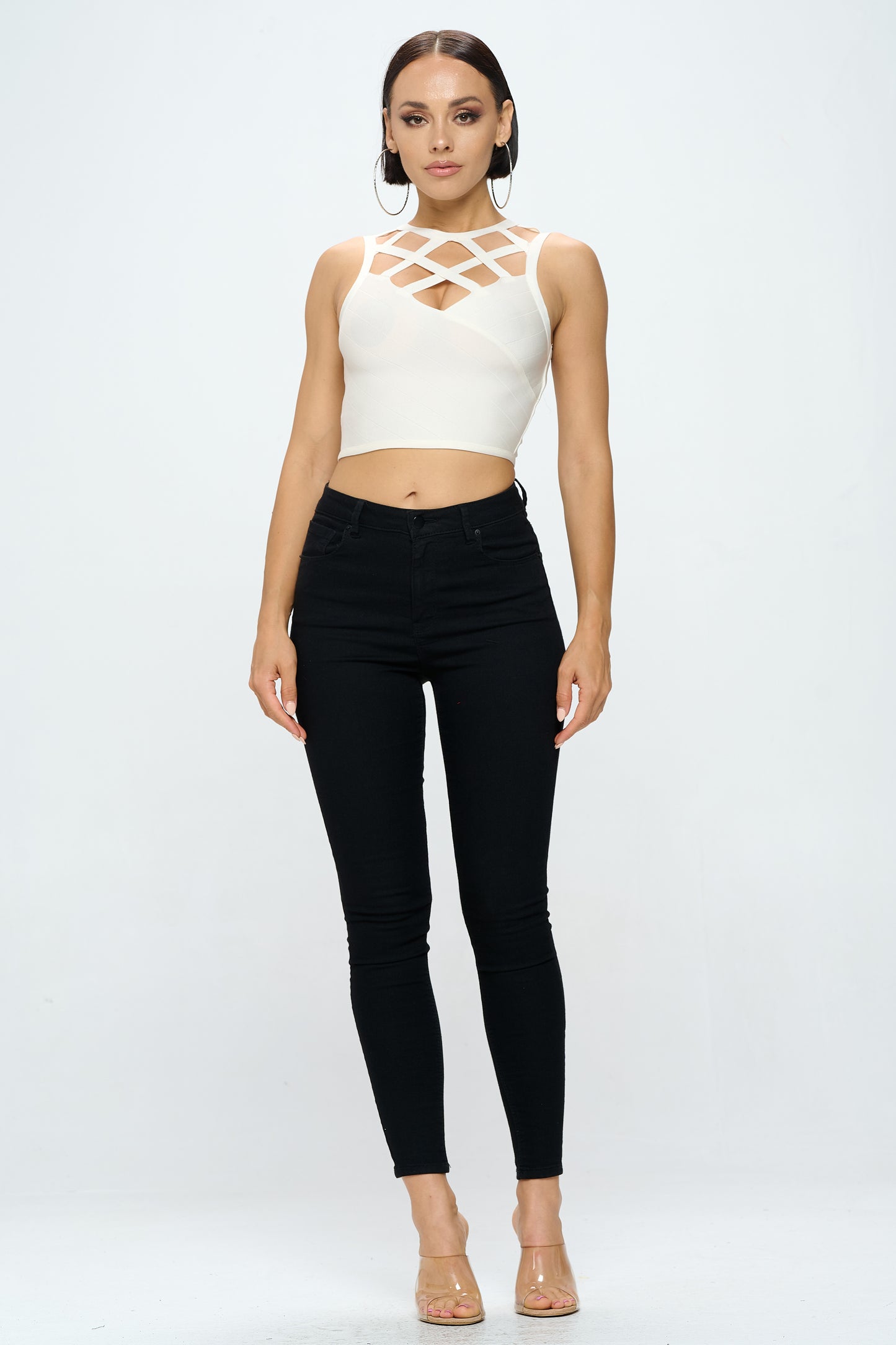 CAGED NECK BANDAGE CROP TOP