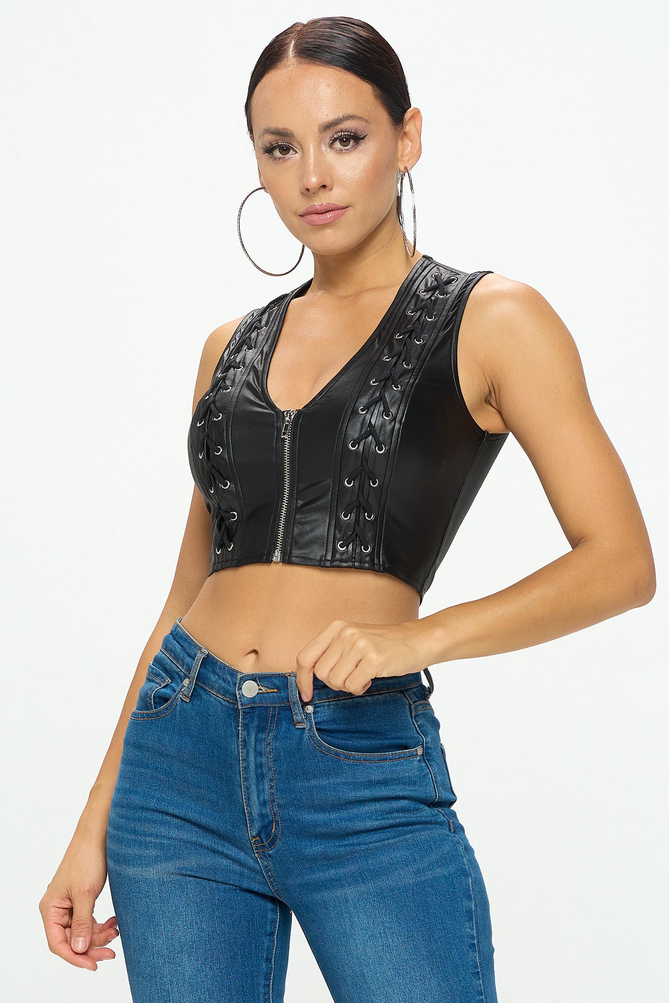 LACE-UP DETAIL SLEEVELESS CROP TOP