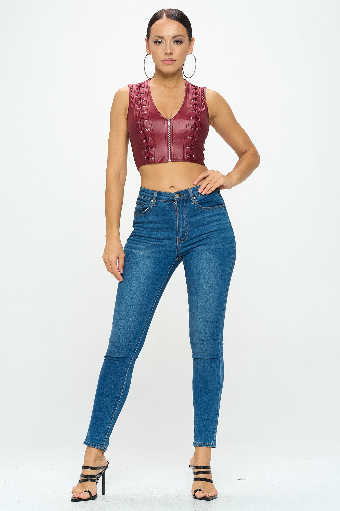 LACE-UP DETAIL SLEEVELESS CROP TOP