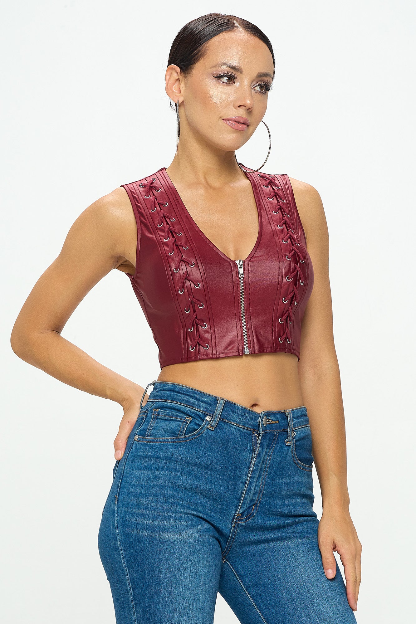 LACE-UP DETAIL SLEEVELESS CROP TOP