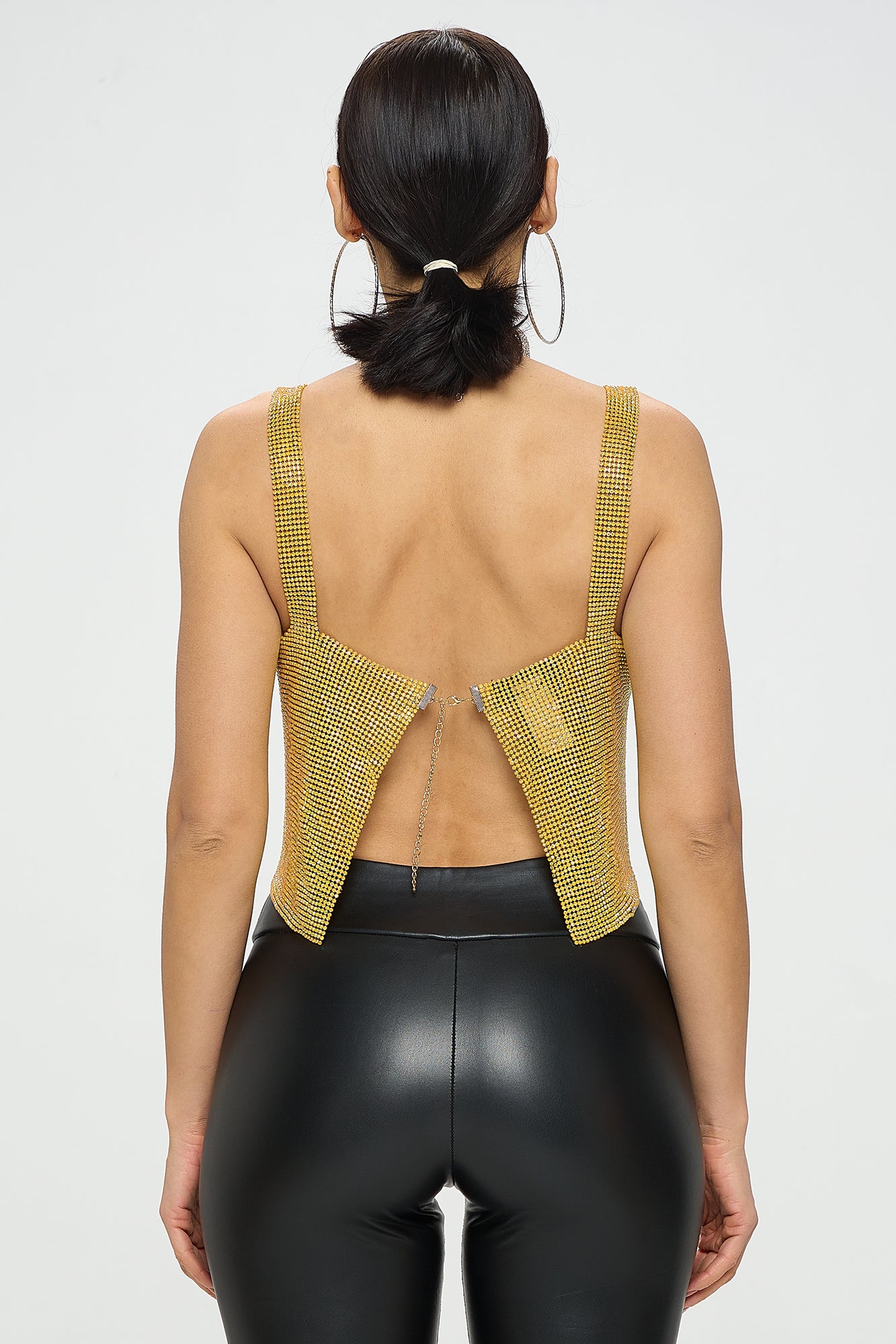 SOLID METALLIC CHAIN DETAIL BACKLESS CROP TOP