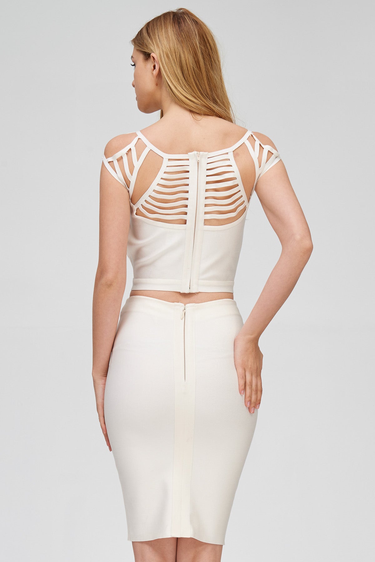 BANDAGE CAGED CUT OUT SIDE CROP TOP